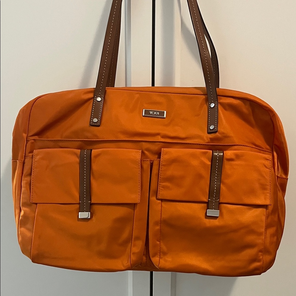 Tumi travel bag/overnight bag